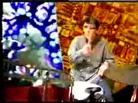 Oasis _ Supersonic - TV Debut @ The Word