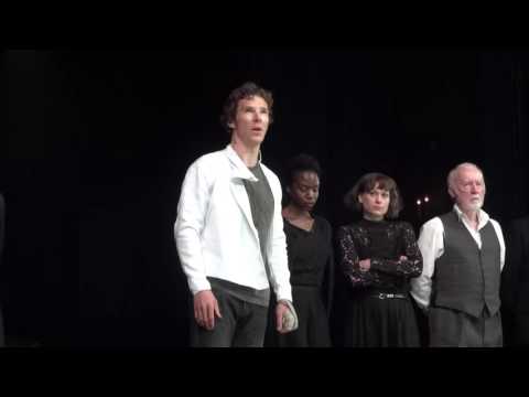 Benedict Cumberbatch giving a speech for refugees from Syria after Hamlet