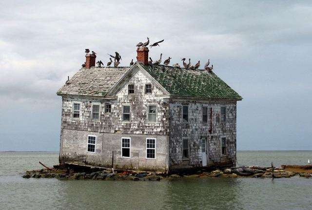 Последний дом на Голландском острове, США