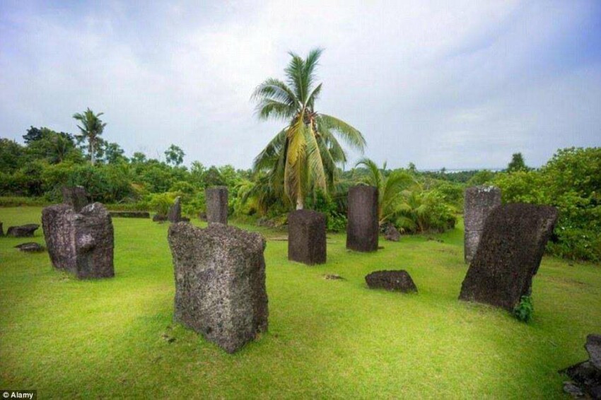 райские места для отдыха на Земле: топ-10 Stone_monolith