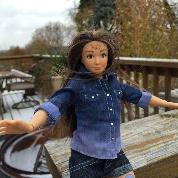 Выкиньте Барби и встречайте "нормальную Барби" - куклу с реальными пропорциями, синяками и целлюлитом