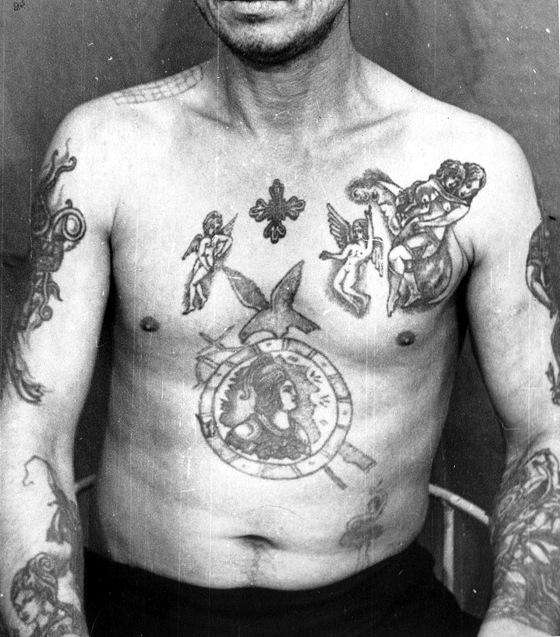 russian-criminal-tattoo-police-files-archives Визуальная энциклопедия российских тюремных татуировок 1
