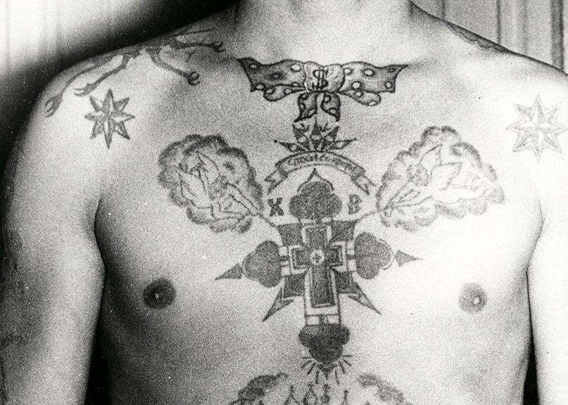 russian-criminal-tattoo-police-files-archives-designboom-04