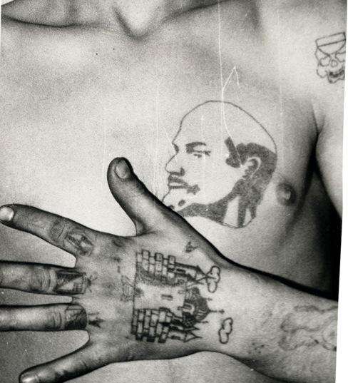 russian-criminal-tattoo-police-files-archives-designboom-12