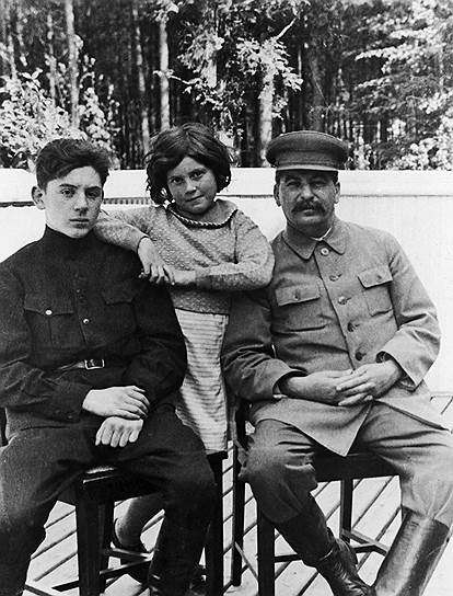 жизненный путь товарища Сталина в 27 фотографиях 9