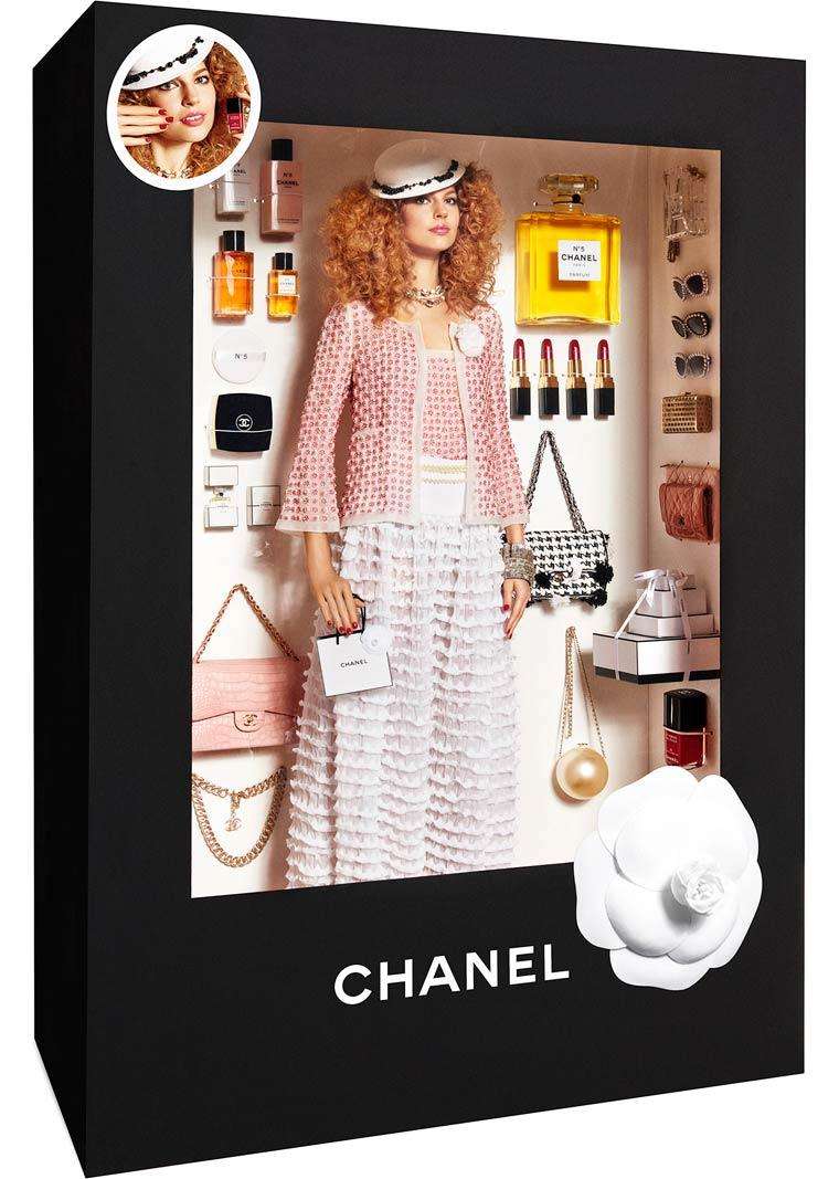 Отличия стилей модных брендов на примере 12 Барби fashion-dolls-9