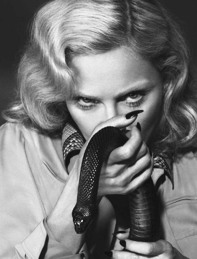 снимки из скандальной фотосессии Мадонны в Interview 2