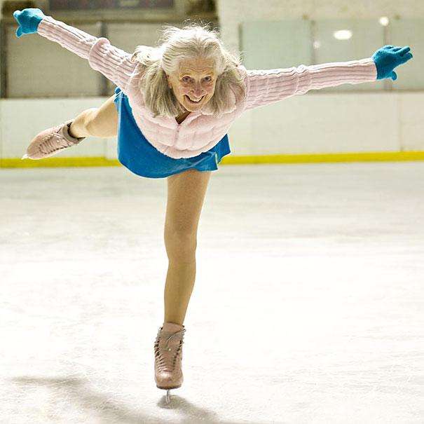 87-years-old-ice-skater-yvonne-dowlen__605