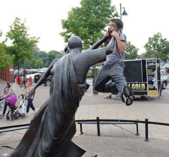 памятники скульптуры статуи воюют с людьми (3)