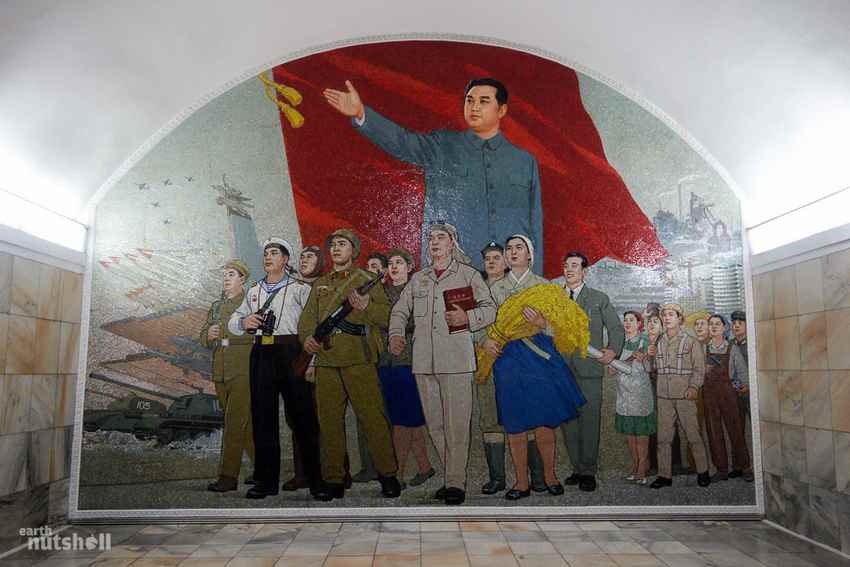 Фото метро Пхеньяна 1 pyongyang-metro-kimilsung-mosaic-pulgunbyol