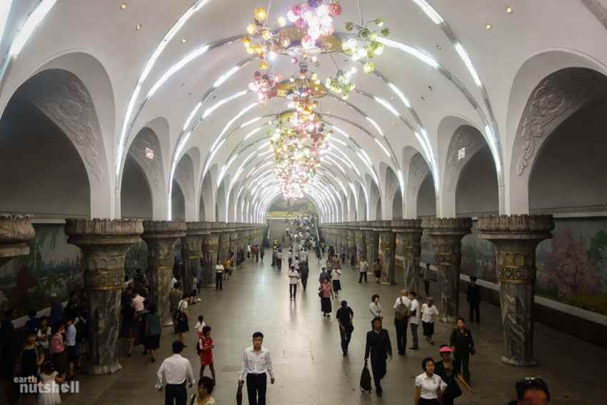 Фото метро Пхеньяна 1