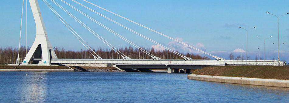 "Назвать Ахматовским - и все будут довольны": реакция на название моста в Петербурге в честь Ахмата Кадырова
