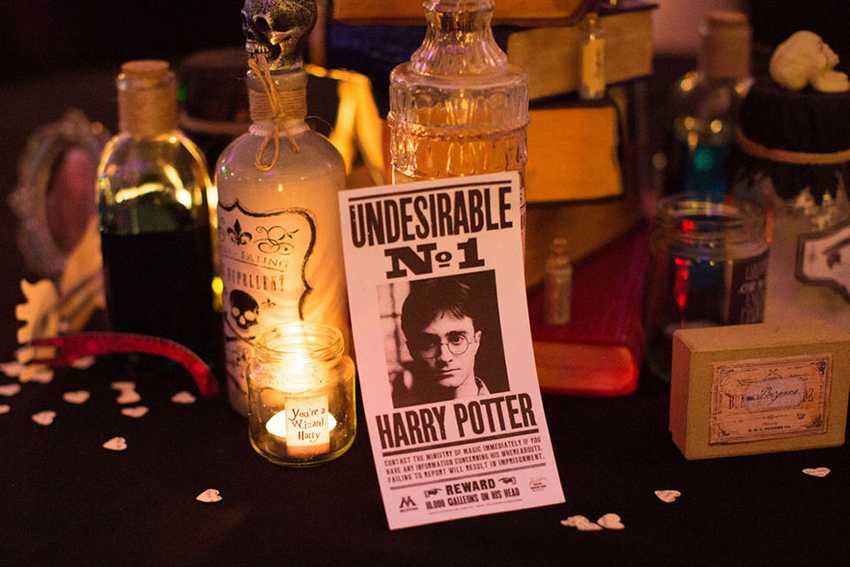 harry-potter-themed-wedding-cassie-lewis-byrom-42