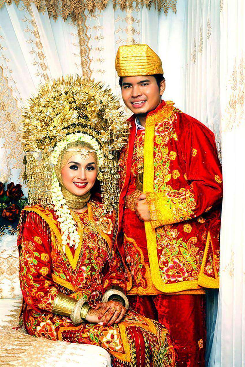 Топ-20 традиционных свадебных нарядов в мире