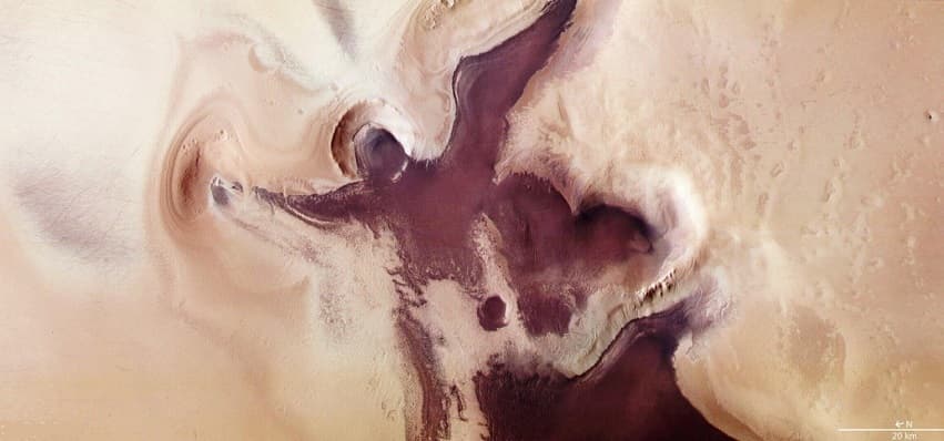 Загадочные объекты на Марсе: 33 фото с Марса. С объяснениями