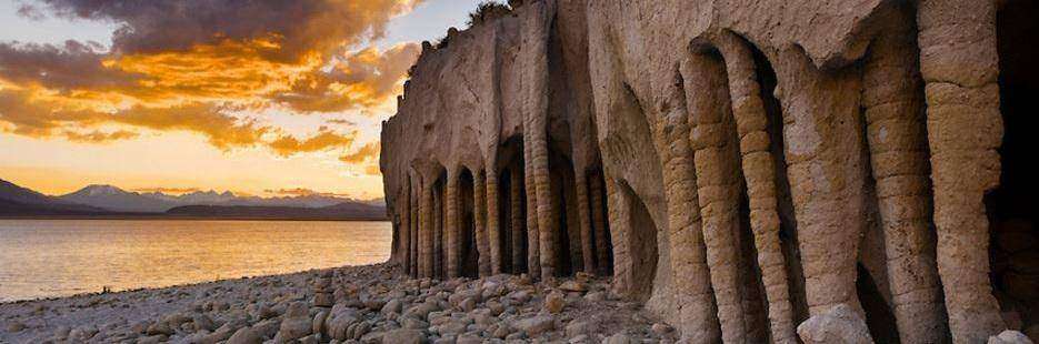 Как выглядят колонны озера Кроули - шедевр природной архитектуры