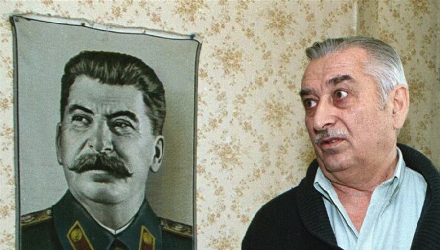 Это внук Сталина - Евгений Джугашвили: 10 фактов о нем